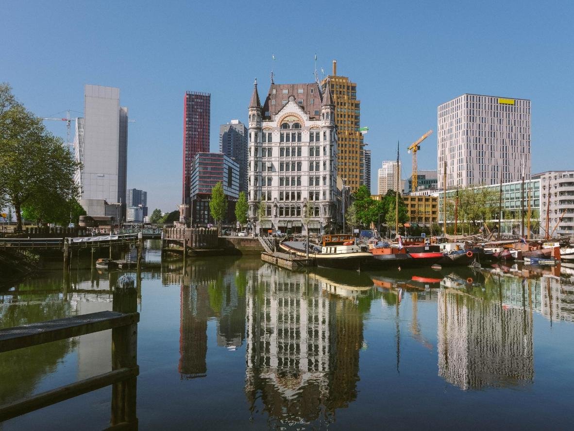 Witte Huis is Europe's first skyscraper