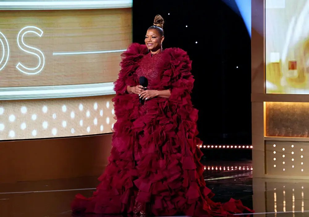 Queen Latifah on stage