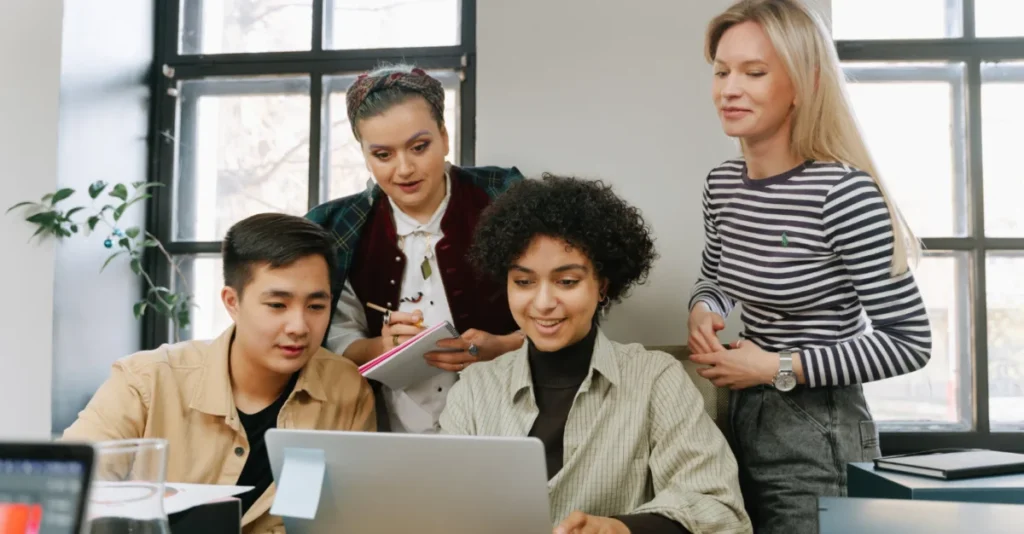 digital marketing trends AI content community