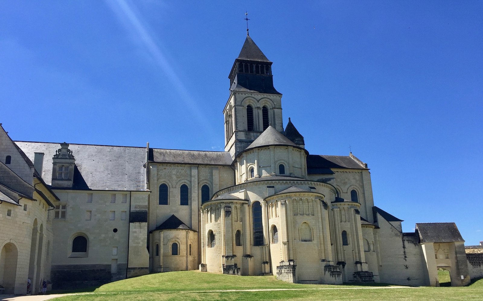 5 buenas razones para visitar la Abadía Real de Fontevraud