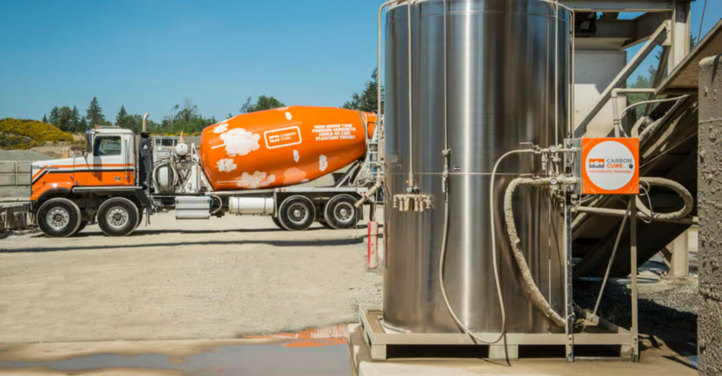 Edificios que “absorben” carbono: la revolución del concreto con CarbonCure