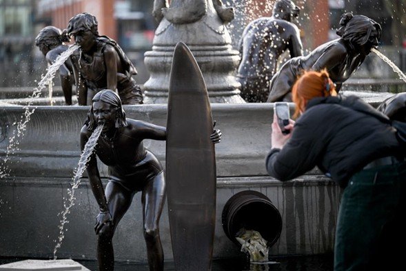 Una fuente que incomoda más de lo que debería