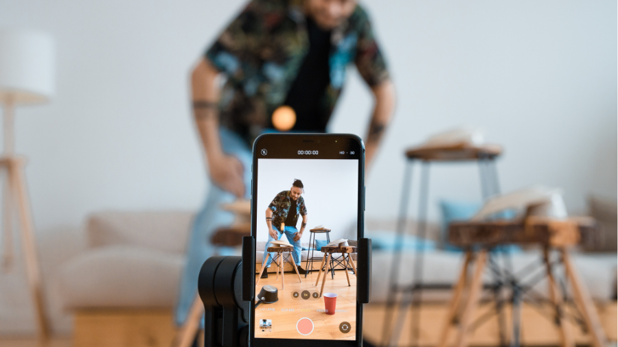 TikTok y la IA: la estrategia que desafió una de las reglas más conocidas de los negocios